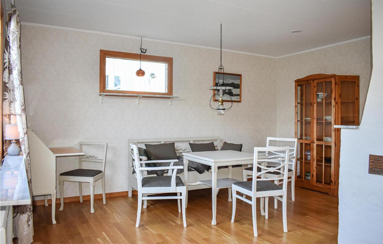 Cozy Home In Karlskrona With Kitchen Exterior foto